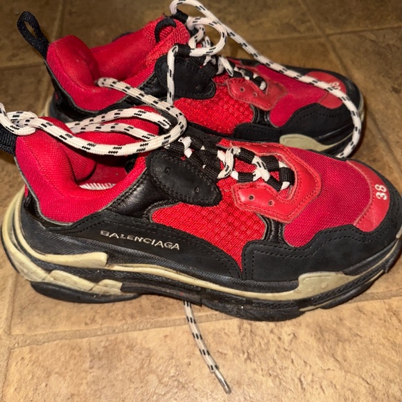 Balenciagas - Picture 4 of 5